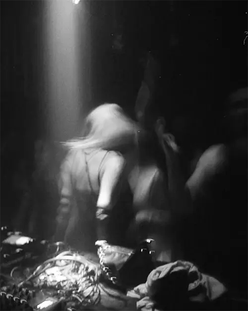 Bw dance